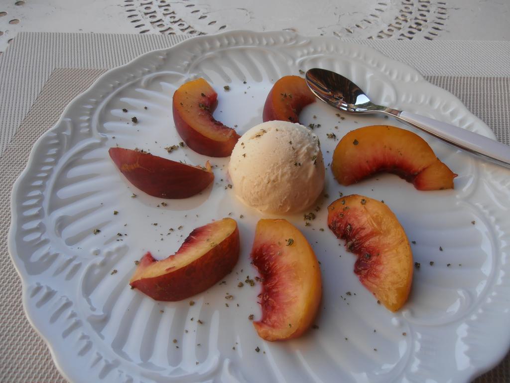 Le Seminaire Bed & Breakfast Roussas Luaran gambar